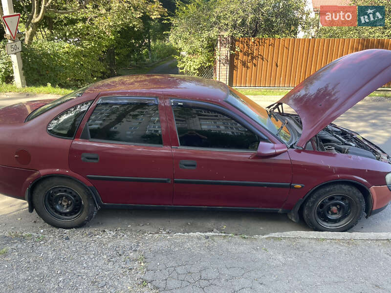 Седан Opel Vectra 1996 в Рівному фото 7 Седан Opel Vectra 1996 в Рівному