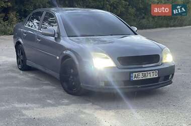 Седан Opel Vectra 2004 в Харькове