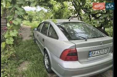 Седан Opel Vectra 2000 в 