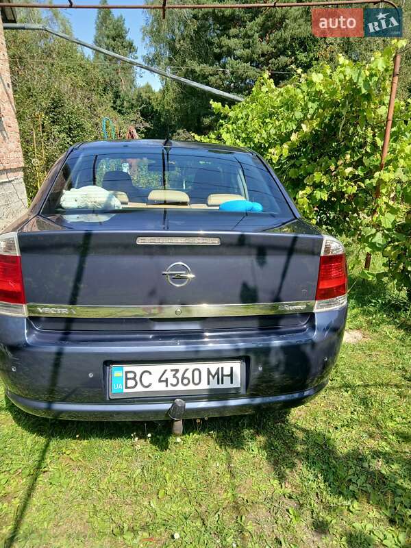Седан Opel Vectra 2007 в Львове