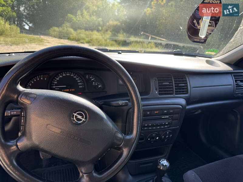 Седан Opel Vectra 2001 в Киеве фото 14 Седан Opel Vectra 2001 в Киеве