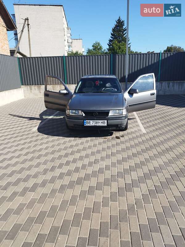 Opel Vectra 1990