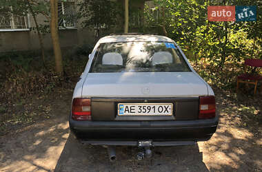 Седан Opel Vectra 1991 в Одессе