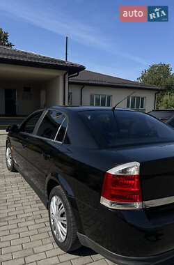 Седан Opel Vectra 2002 в Луцьку