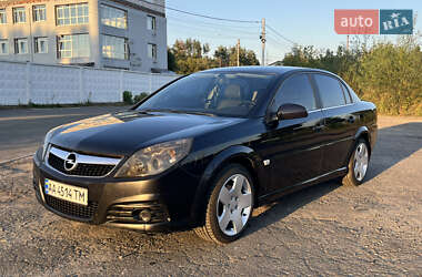 Седан Opel Vectra 2006 в Ірпені
