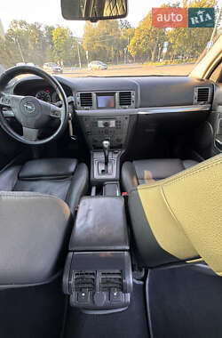 Седан Opel Vectra 2006 в 