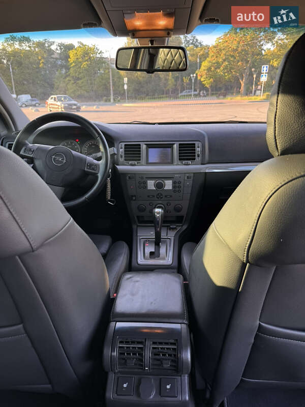Седан Opel Vectra 2006 в Запоріжжі