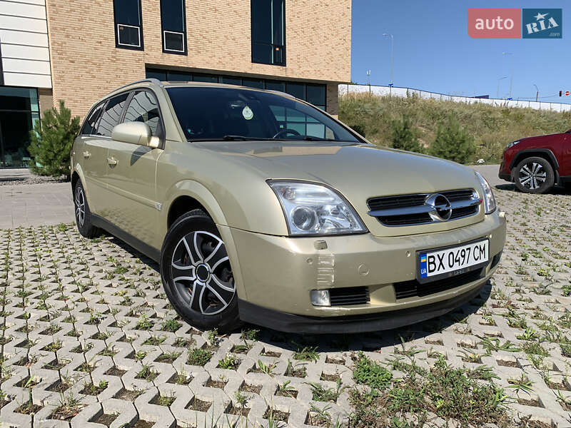 Универсал Opel Vectra 2005 в  фото Универсал Opel Vectra 2005 в