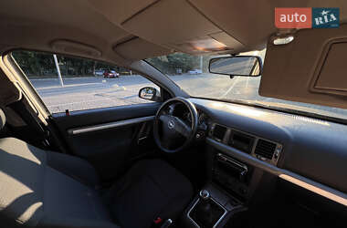 Седан Opel Vectra 2006 в 