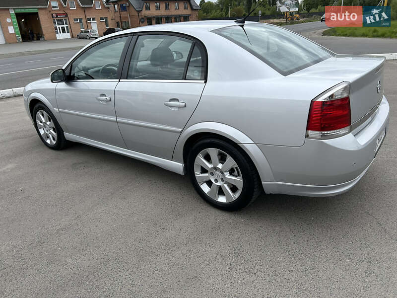 Седан Opel Vectra 2004 в Луцке фото 6 Седан Opel Vectra 2004 в Луцке
