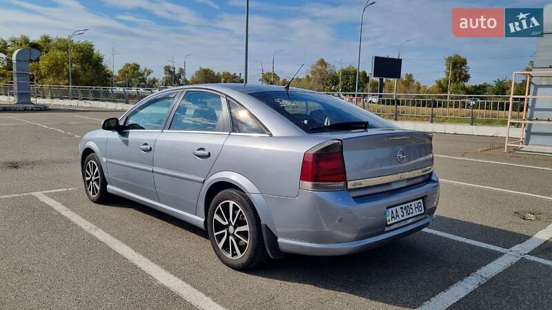 Лифтбек Opel Vectra 2008 в Киеве