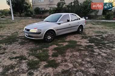 Седан Opel Vectra 1996 в Первомайске