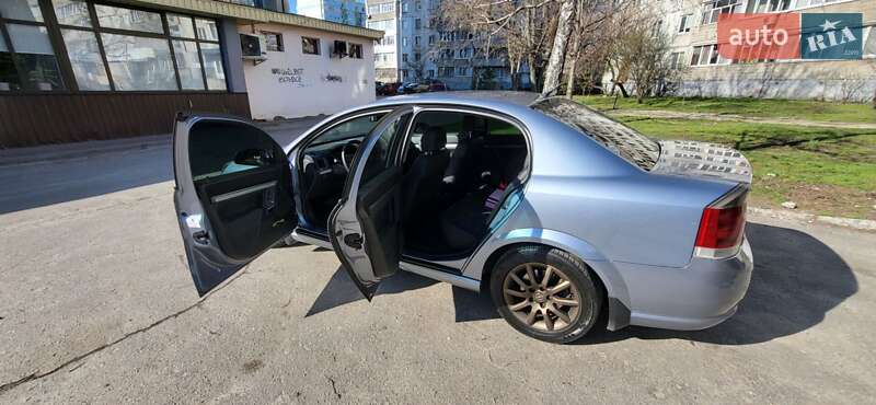 Седан Opel Vectra 2007 в Сумах