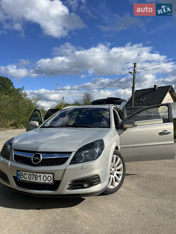 Универсал Opel Vectra 2008 в Дрогобыче