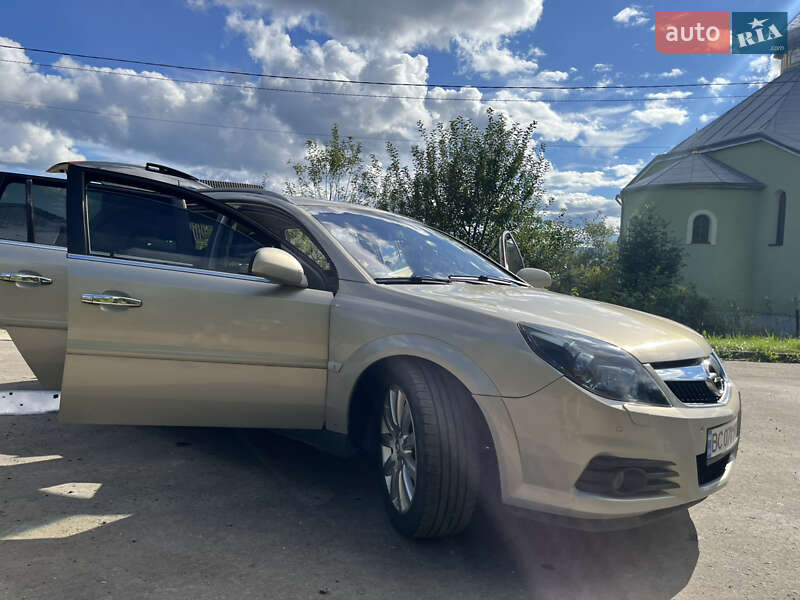 Универсал Opel Vectra 2008 в Дрогобыче