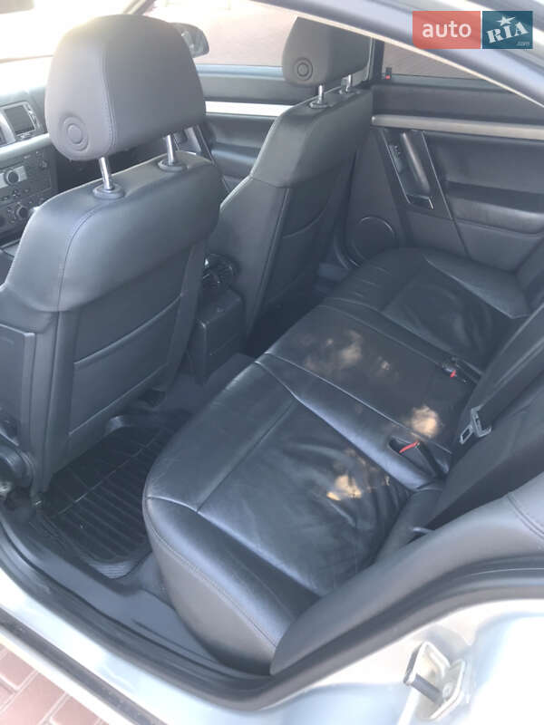 Седан Opel Vectra 2008 в Прилуках