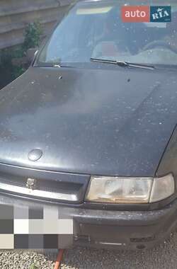 Седан Opel Vectra 1990 в 