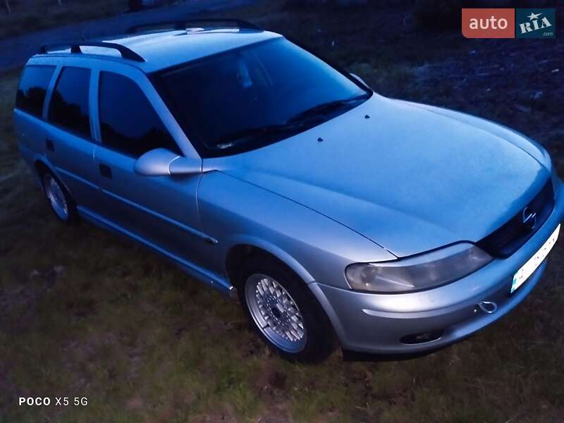 Универсал Opel Vectra 2000 в Вышгороде