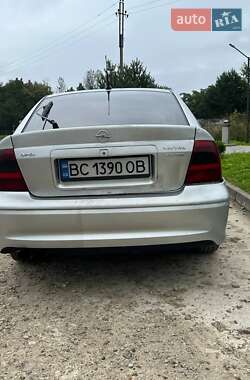 Седан Opel Vectra 2001 в 