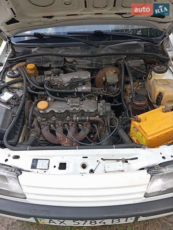 Седан Opel Vectra 1989 в Глевахе