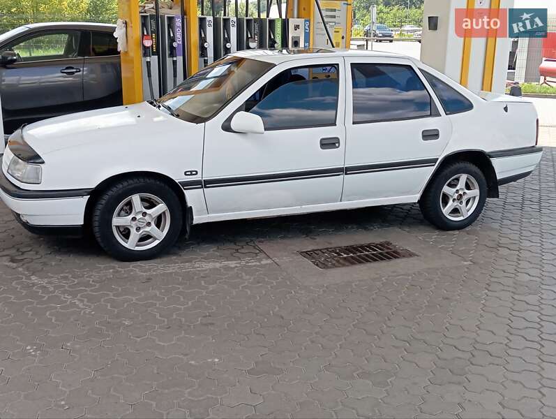 Седан Opel Vectra 1989 в Глевахе