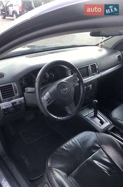 Седан Opel Vectra 2006 в 