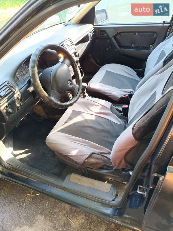 Седан Opel Vectra 1991 в Васильковке
