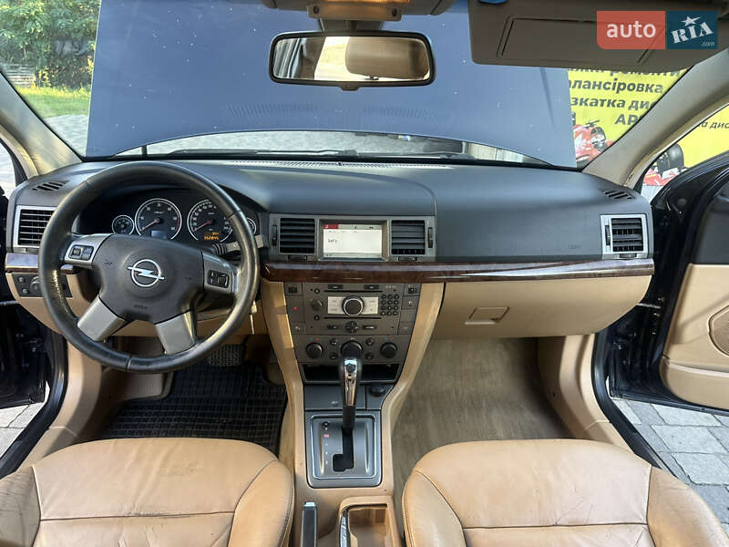 Универсал Opel Vectra 2005 в Мукачево