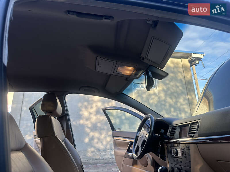 Универсал Opel Vectra 2005 в Мукачево