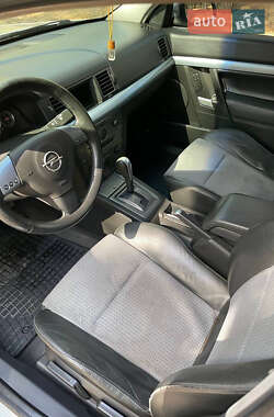 Лифтбек Opel Vectra 2003 в 