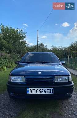 Седан Opel Vectra 1988 в Галиче