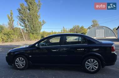 Седан Opel Vectra 2005 в 