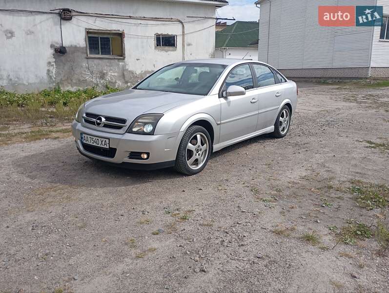 Лифтбек Opel Vectra 2002 в Киеве