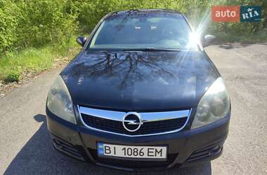 Лифтбек Opel Vectra 2006 в 
