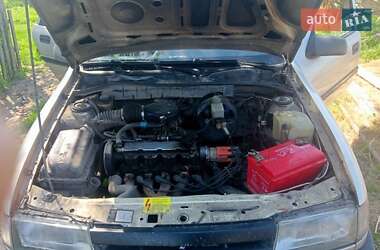 Седан Opel Vectra 1990 в 