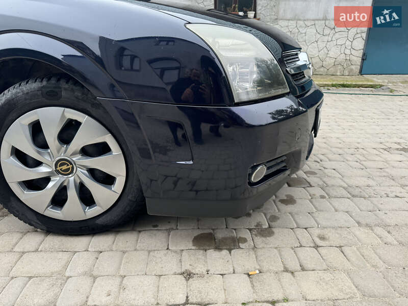 Ліфтбек Opel Vectra 2003 в Тернополі