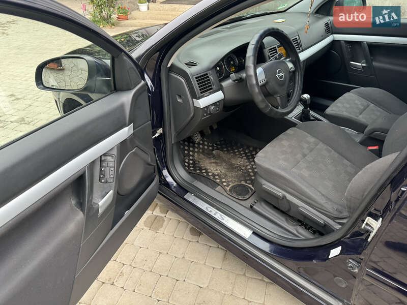 Ліфтбек Opel Vectra 2003 в Тернополі