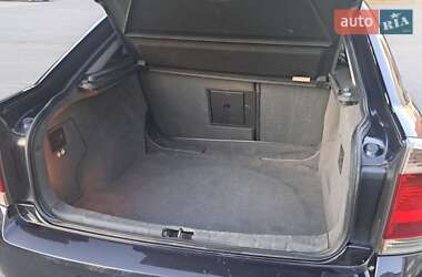 Лифтбек Opel Vectra 2006 в 