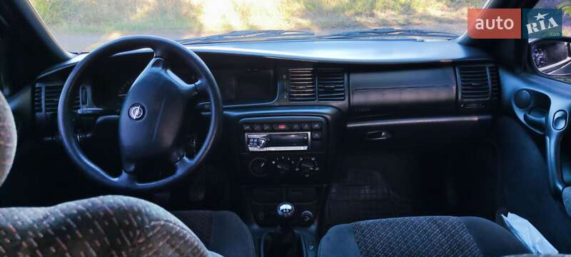 Седан Opel Vectra 1996 в Полтаве