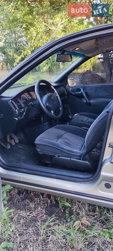 Седан Opel Vectra 1996 в Полтаве