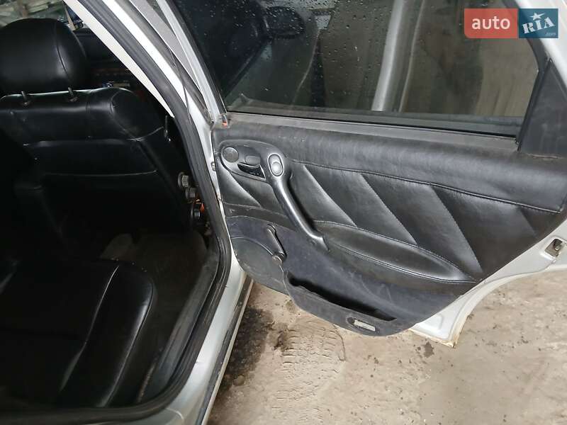 Универсал Opel Vectra 1999 в Коростене