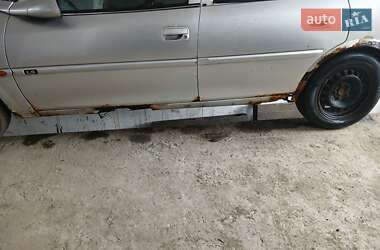 Универсал Opel Vectra 1999 в 