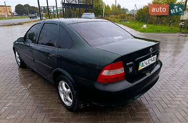 Седан Opel Vectra 1998 в 
