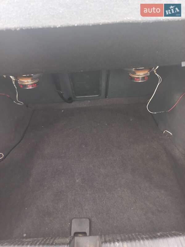 Лифтбек Opel Vectra 1996 в Львове