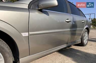Лифтбек Opel Vectra 2003 в 