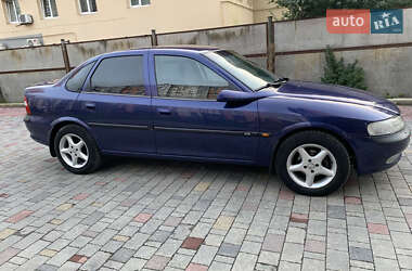 Седан Opel Vectra 1996 в 