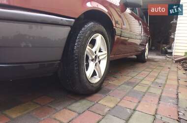 Лифтбек Opel Vectra 1992 в 