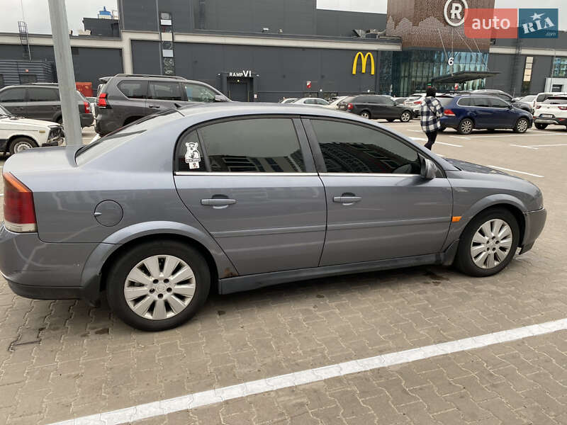 Седан Opel Vectra 2003 в Києві