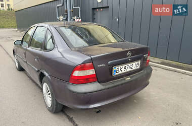 Седан Opel Vectra 1996 в 