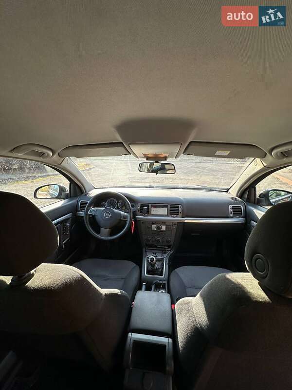 Универсал Opel Vectra 2006 в Каменском